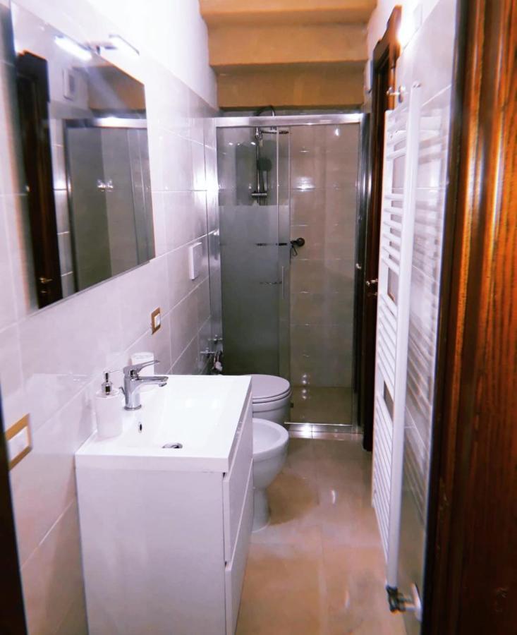 Lo Scrigno Barocco Bed & Breakfast Lecce Eksteriør bilde