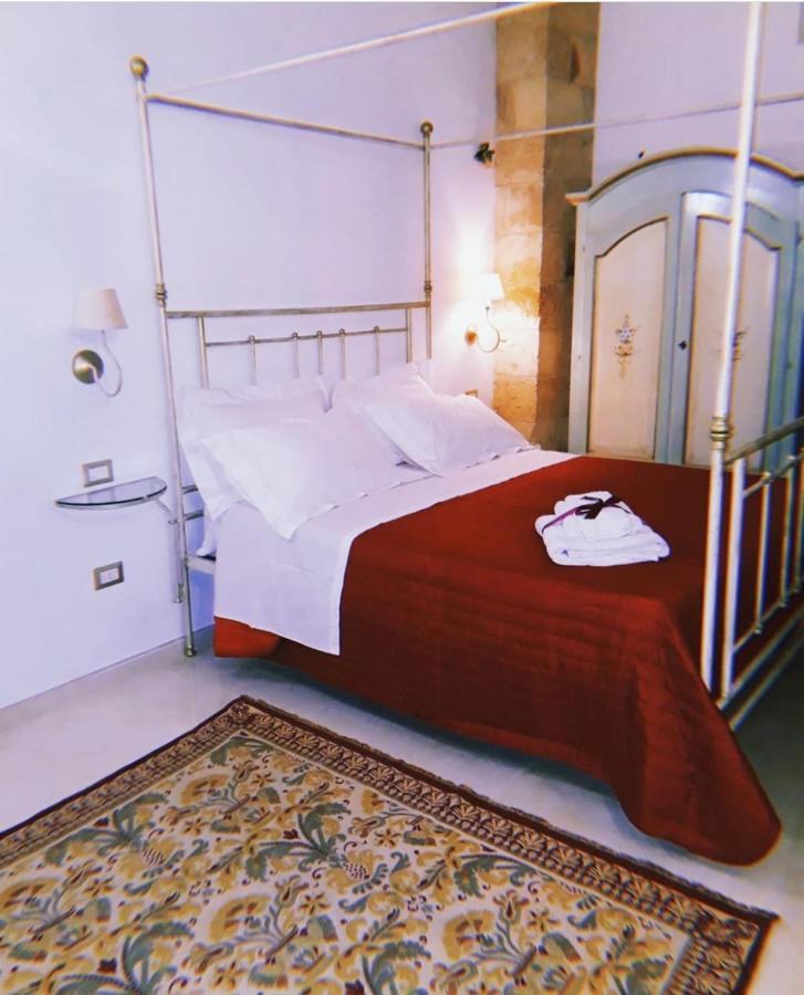 Lo Scrigno Barocco Bed & Breakfast Lecce Eksteriør bilde