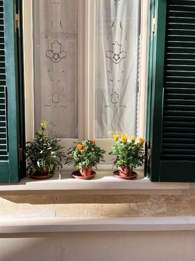 Lo Scrigno Barocco Bed & Breakfast Lecce Eksteriør bilde